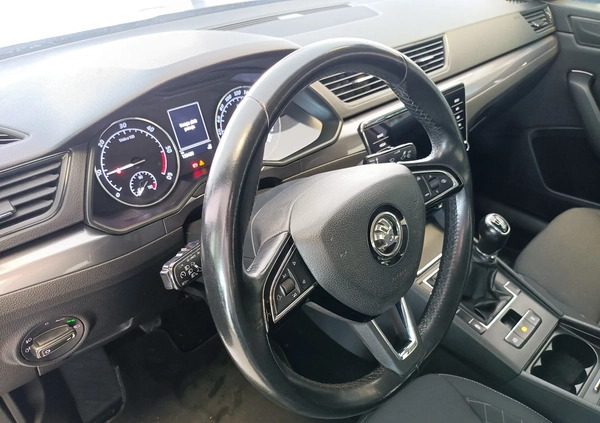 Skoda Superb cena 74900 przebieg: 149999, rok produkcji 2020 z Poznań małe 466